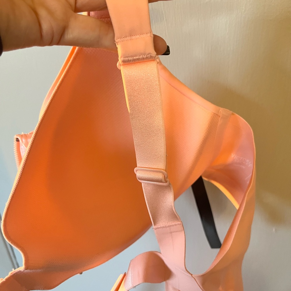 Victoria’s Secret 36DD KNOCKOUT SPORTS BRA Pink - Picture 7 of 7